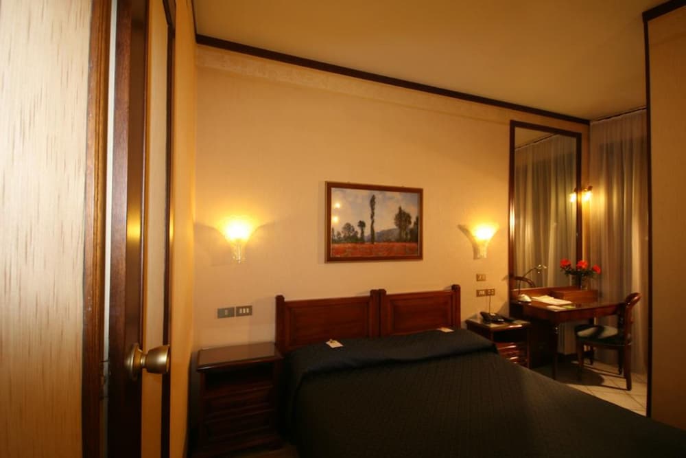 Economy Double Room - Photo 1