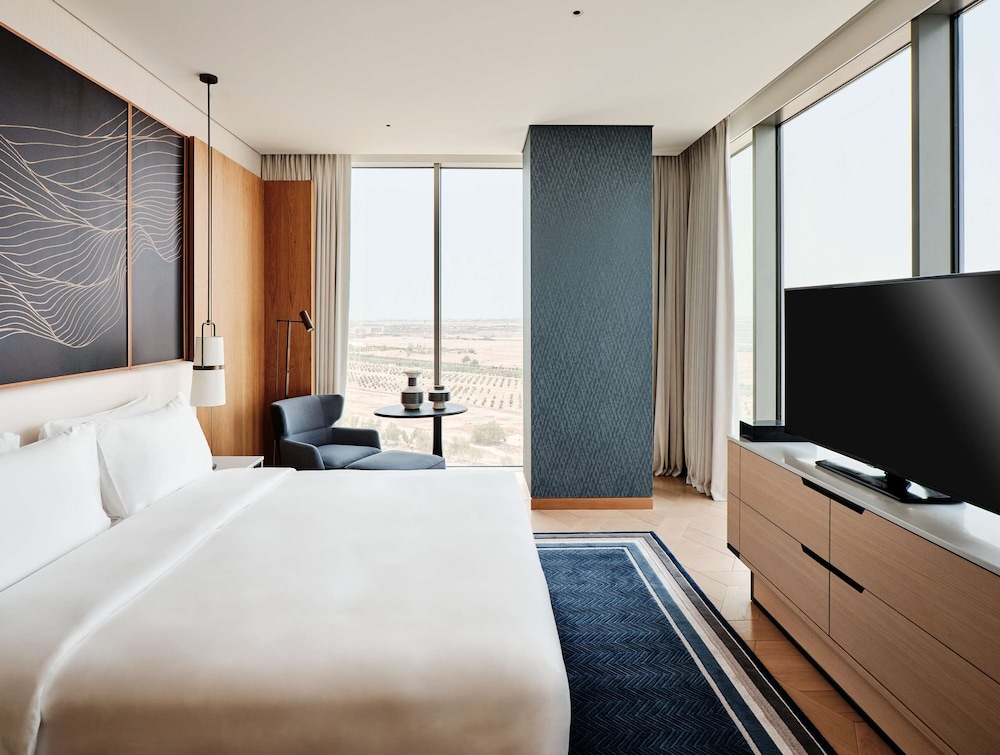 Grand, Suite photo 1