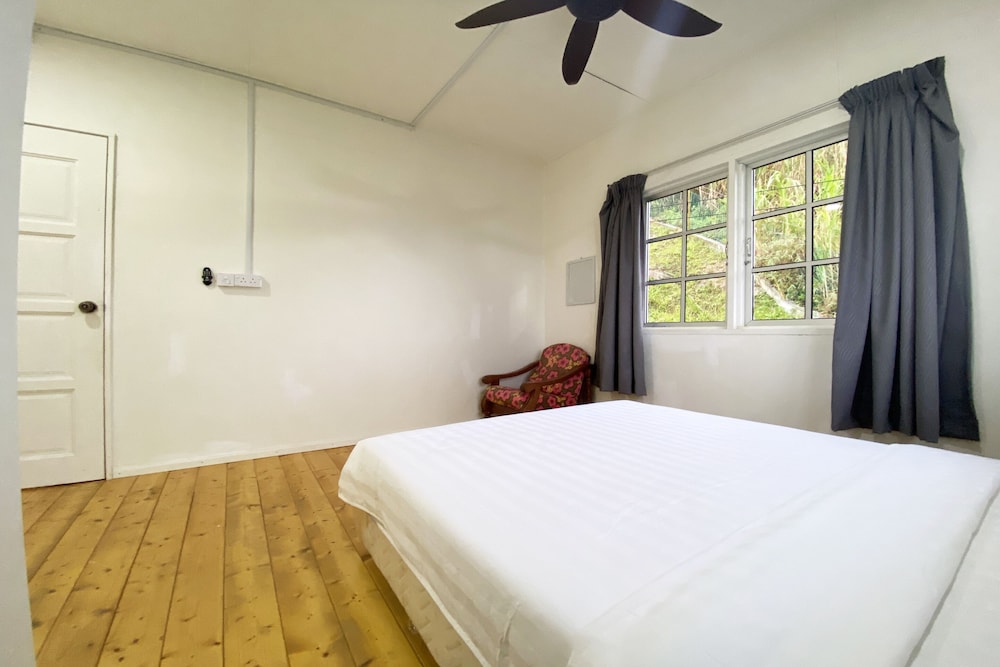 Room, 2 Bedrooms photo 2