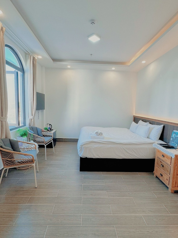 Junior Room