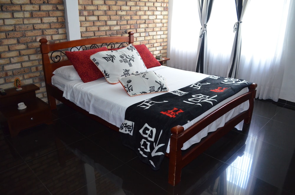 Exclusive Townhome, 4 Bedrooms photo 1