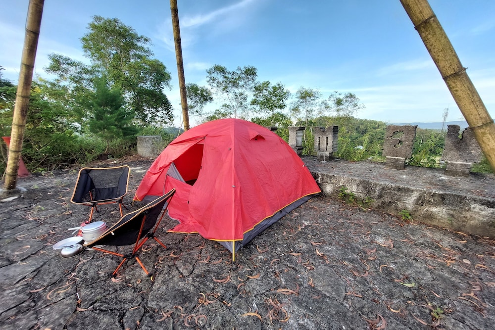 Standard Tent photo 3