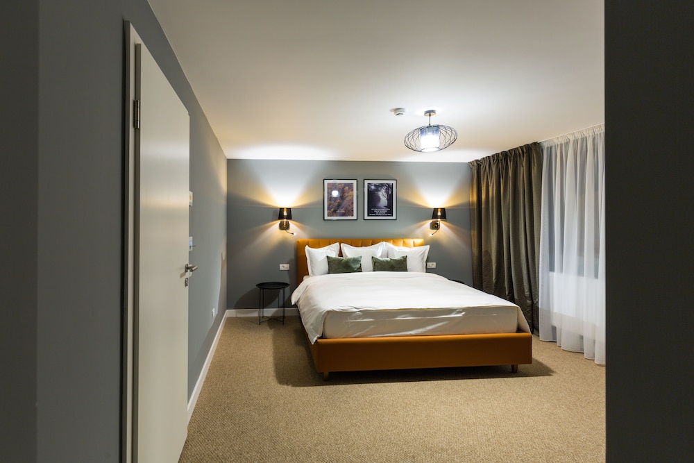 Economy Double Room photo 3