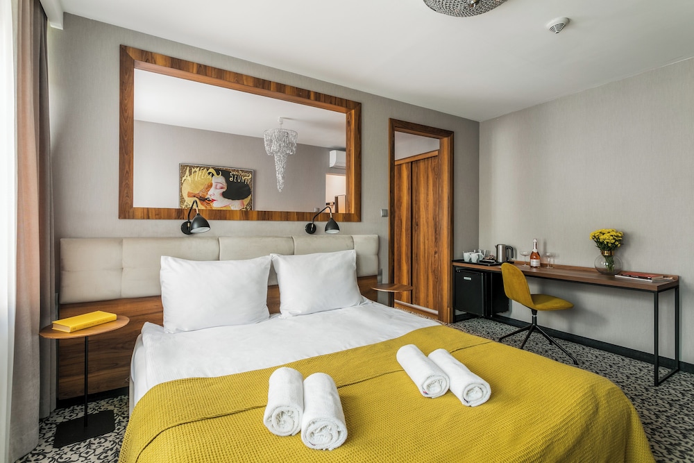Premier Studio Suite photo 1