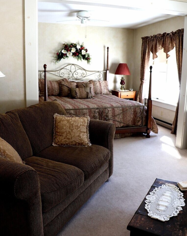 Tolman Suite photo 3