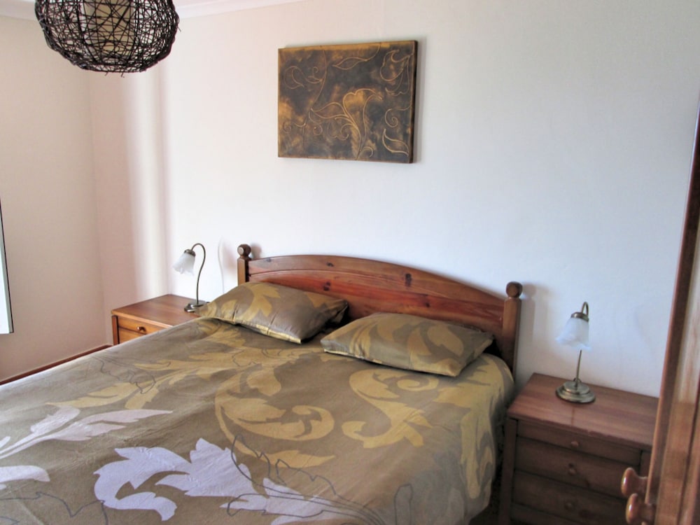 House, 2 Bedrooms
