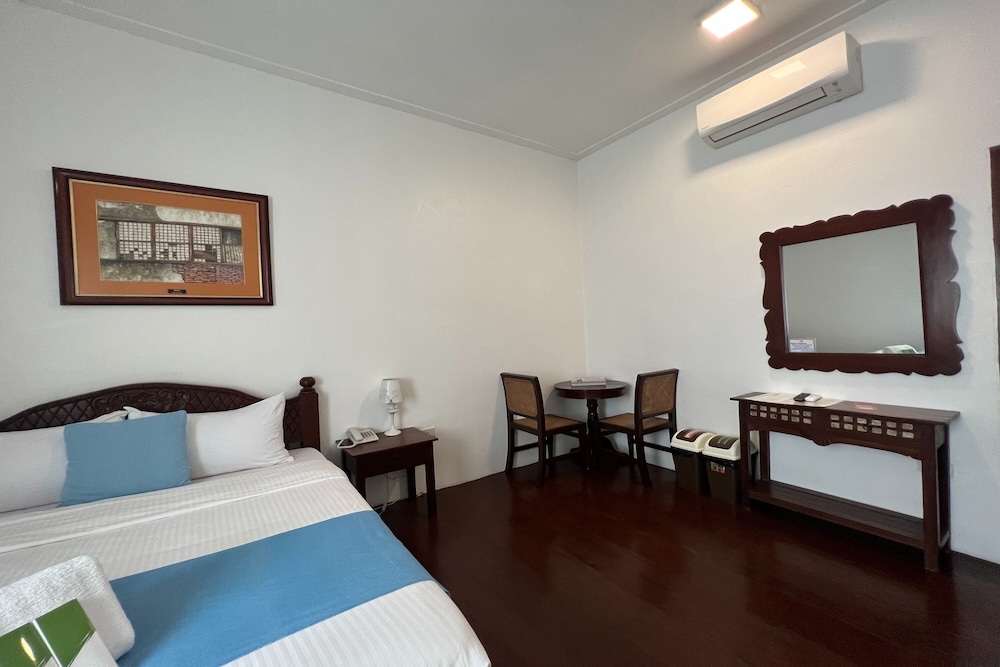 Luxury Studio Suite photo 3