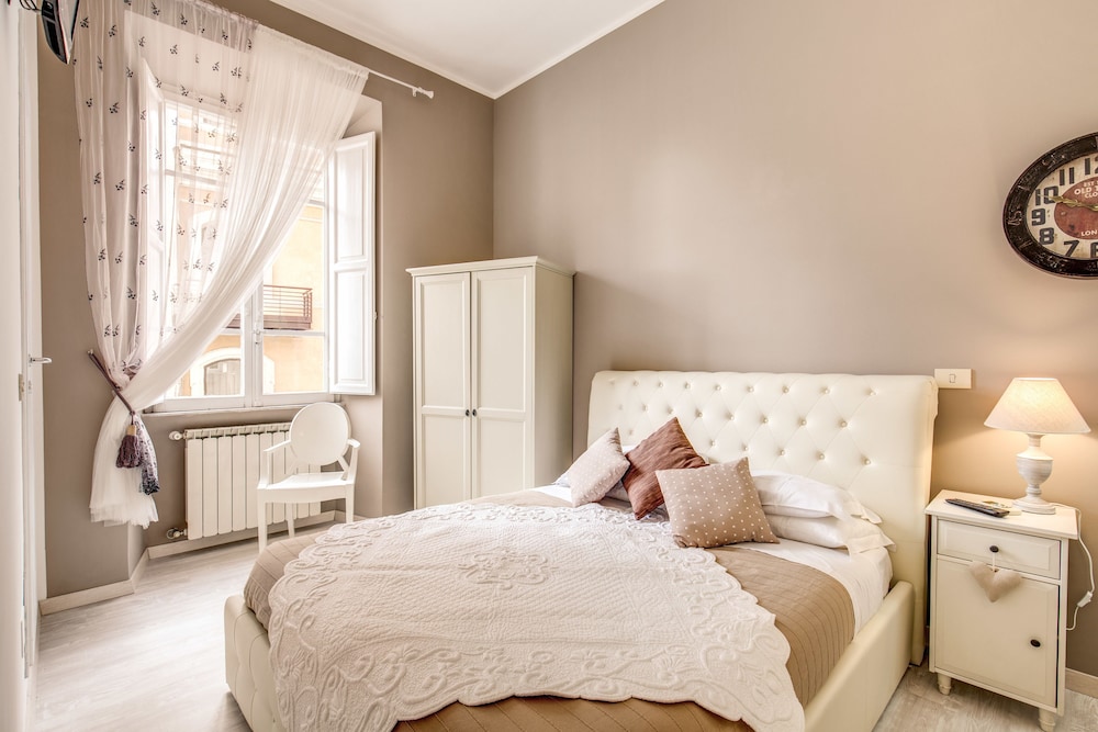 Luxury Apartment, 2 Bedrooms, City View