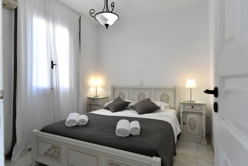 Standard Suite, Sea View