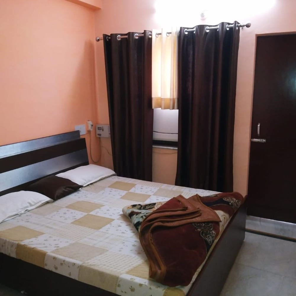 Standard Double Room, City View