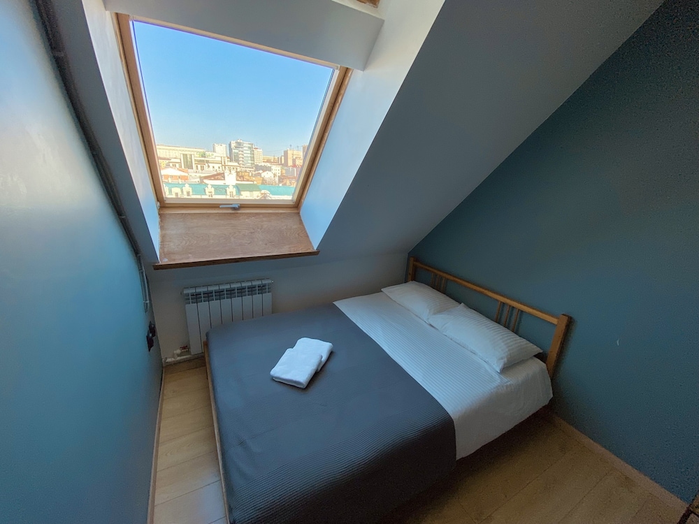 Economy Room, Shared Bathroom