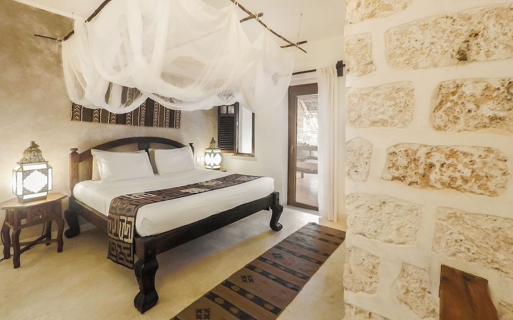 Suite, Sea Facing