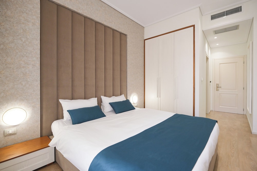 Standard Double Room, 1 Queen Bed, City View photo 2