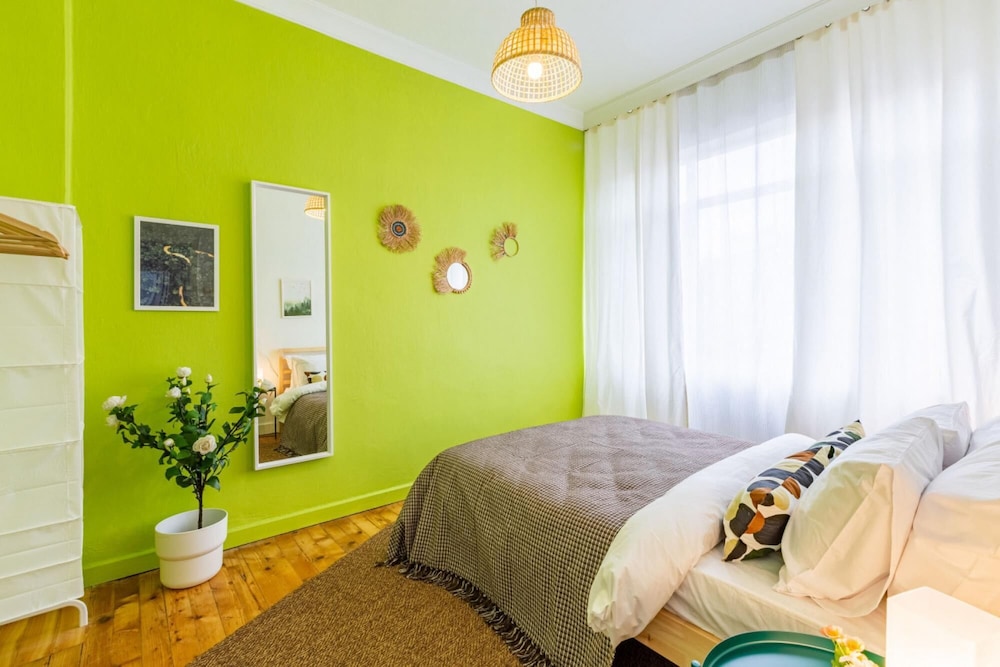 Apartment photo 2