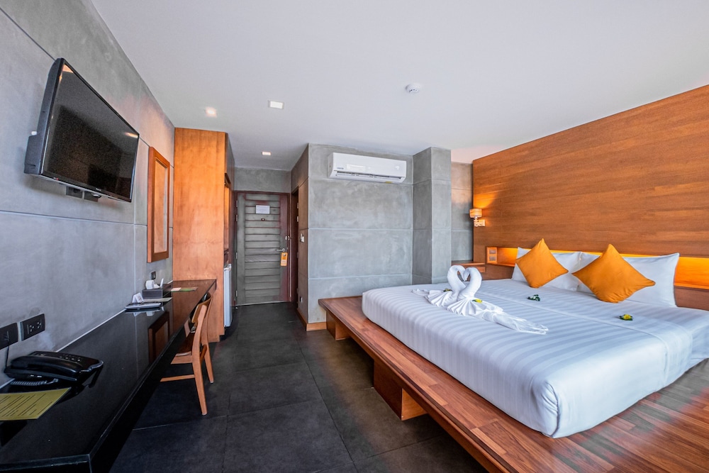 Standard Double or Twin Room, Balcony photo 3