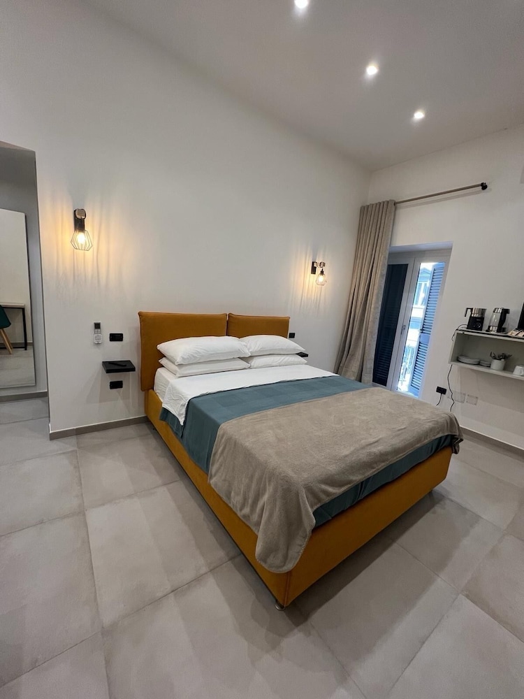 Superior Room, Non Smoking, Ensuite photo 3