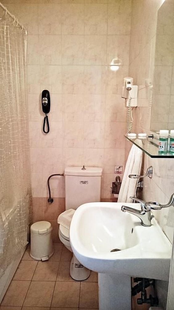 Single Room photo 2