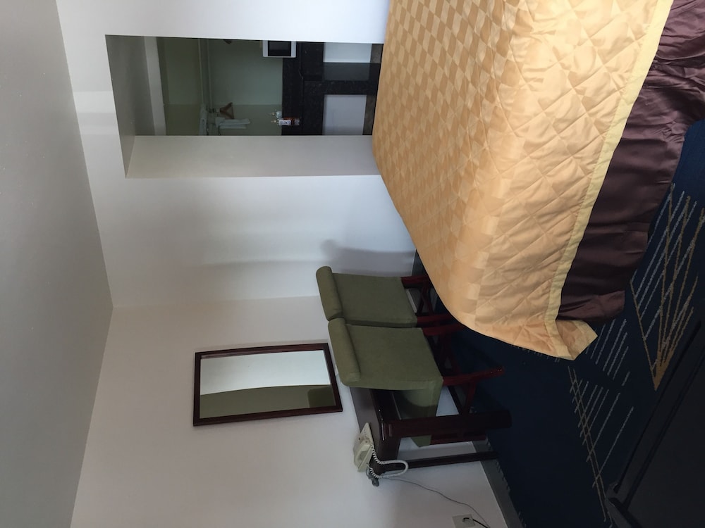 Standard Room photo 2