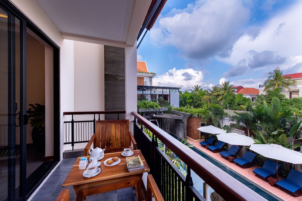 Junior Suite Double with Balcony photo 2