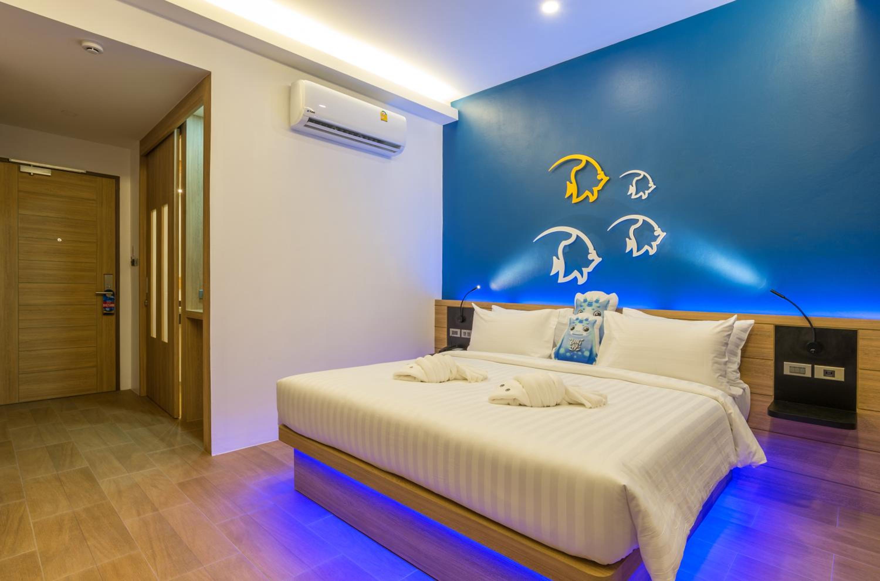 Deluxe Double Room with Terrace - Photo 6