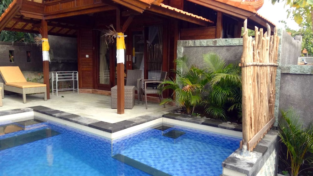 Deluxe Double Room, 1 Bedroom, Private Pool, Pool View