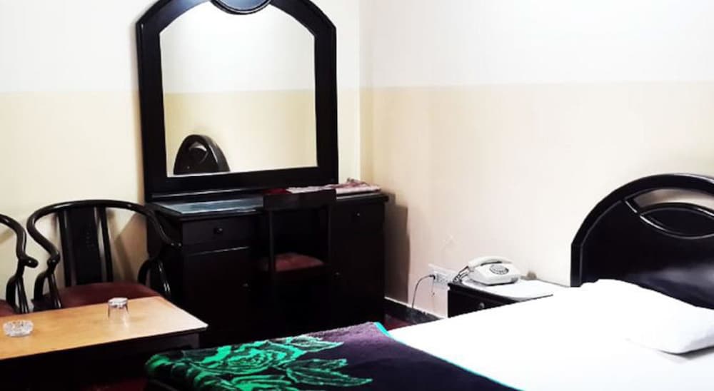 Basic Single Room photo 1