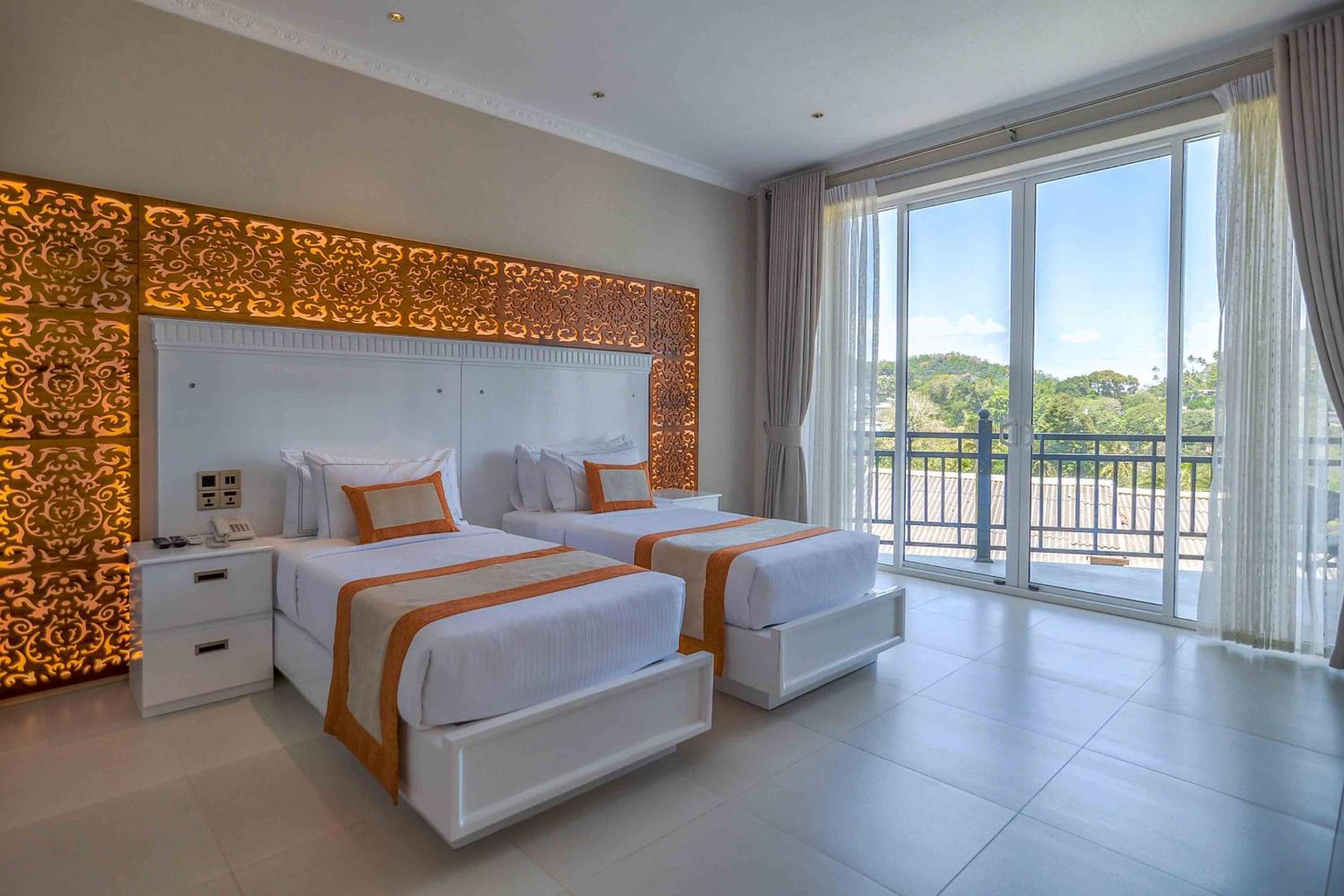 Deluxe Premier Room photo 3