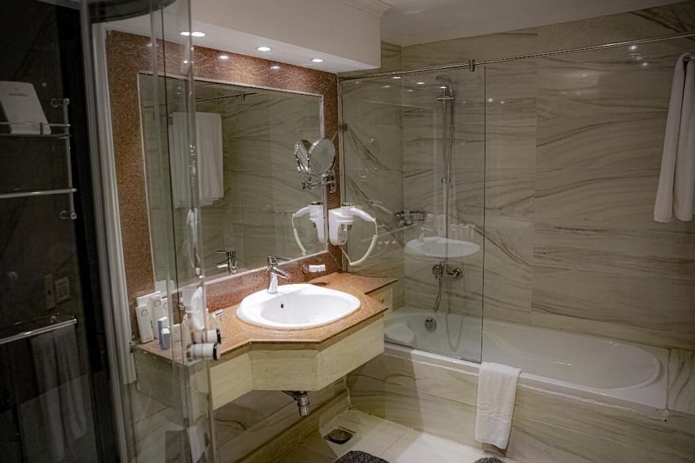 Standard Double Room, 2 Twin Beds