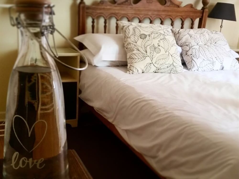 Basic Double Room, Ensuite