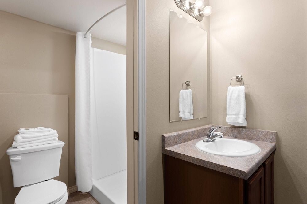 Suite, 1 Bedroom, Non Smoking - Photo 8