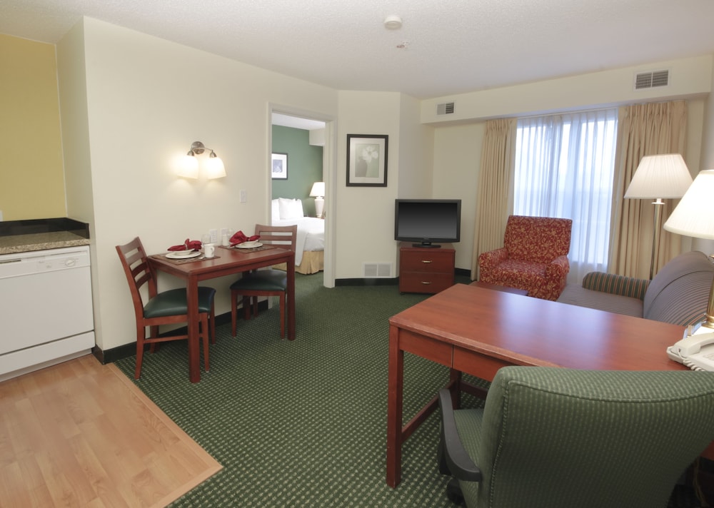 Suite, 1 Bedroom (Hearing Accessible) photo 1