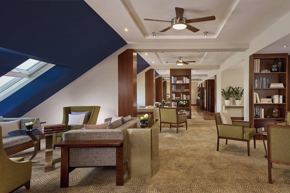Signature Suite, 2 Bedrooms - Photo 13