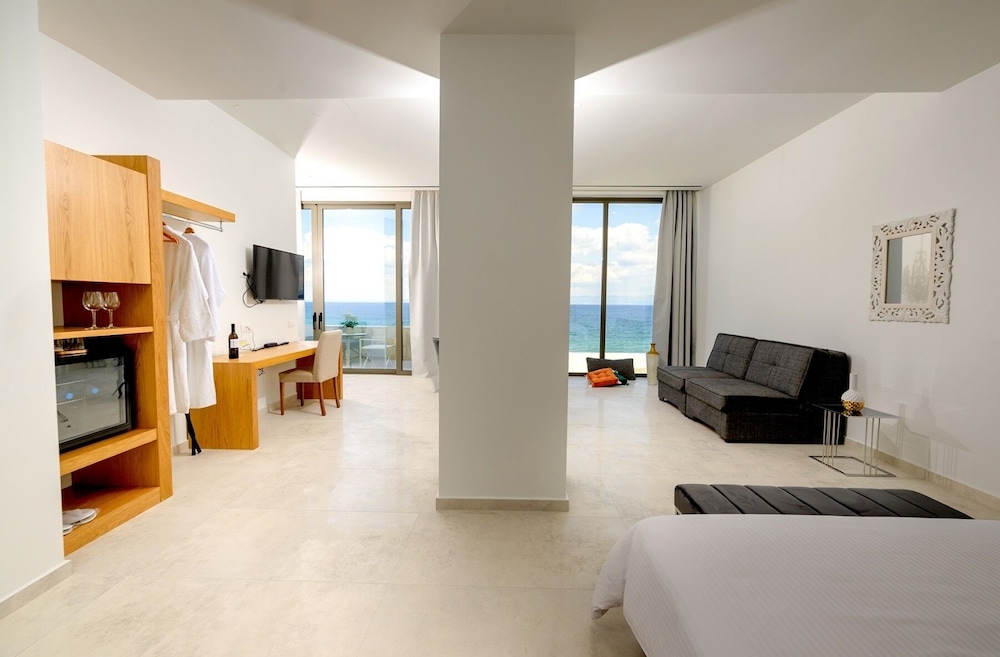 Grand Suite - Photo 3