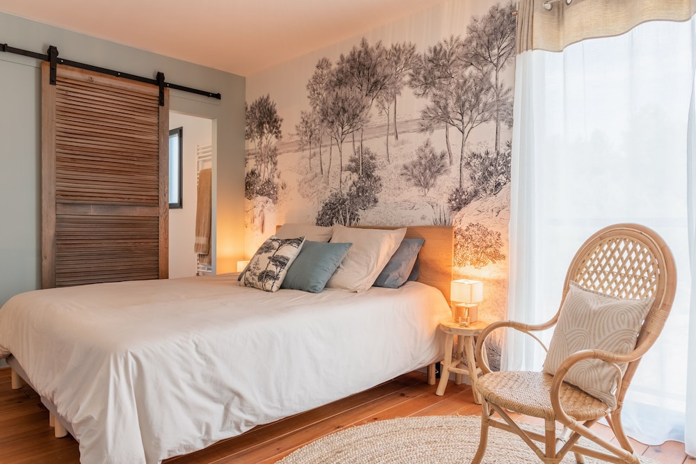Comfort Double Room, 1 King Bed, Non Smoking, Garden View photo 2