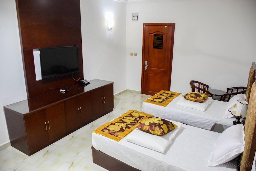 Deluxe Twin Room photo 2