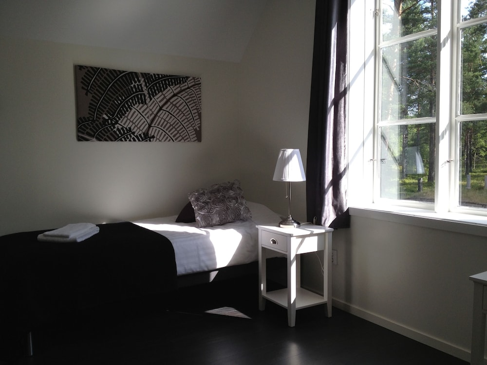 Single Room photo 2