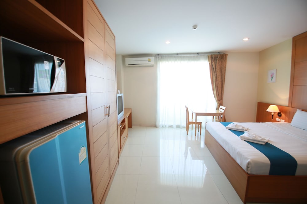 Deluxe Room, Balcony photo 2