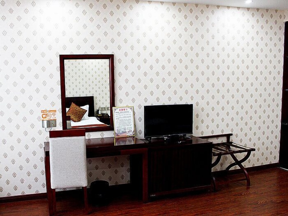 Deluxe Twin Room photo 2