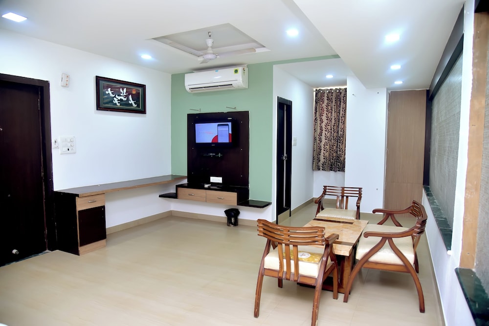 Luxury Room - Photo 5