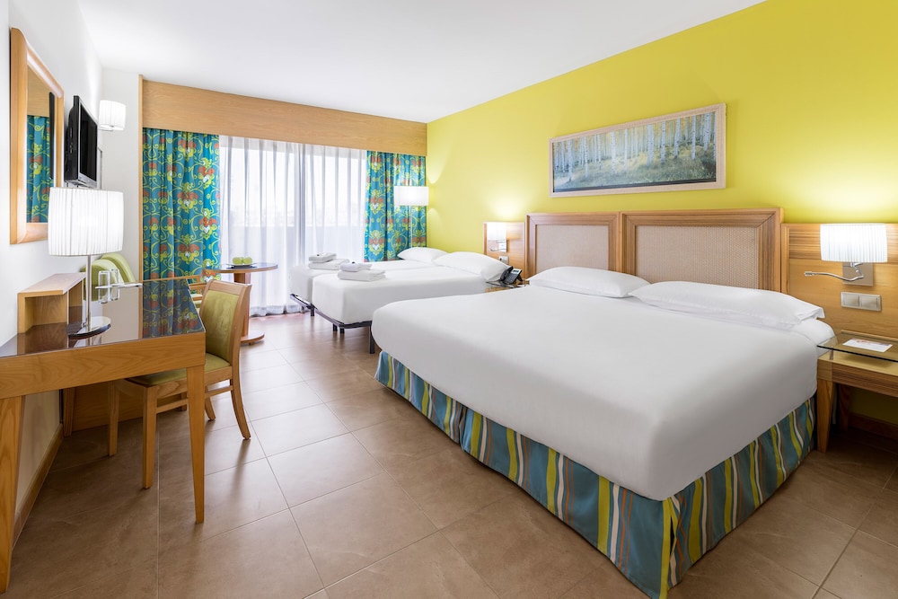 Double Room, Golf View - Photo 3