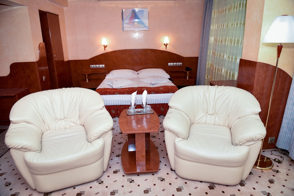 Deluxe Double Room photo 2