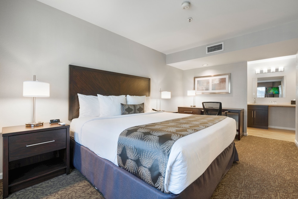 Signature Room, 1 Bedroom, Accessible photo 1