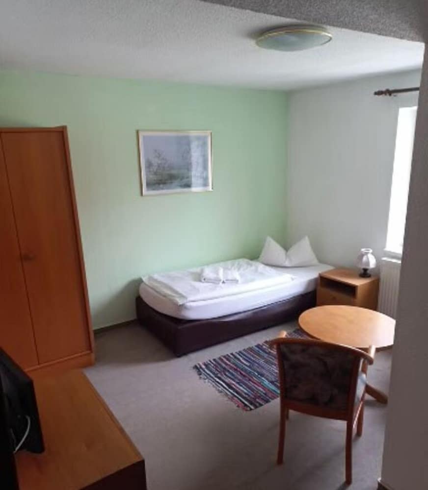 Single Room photo 1