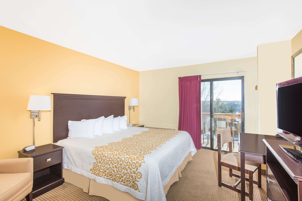 Room, 1 King Bed, Accessible photo 1