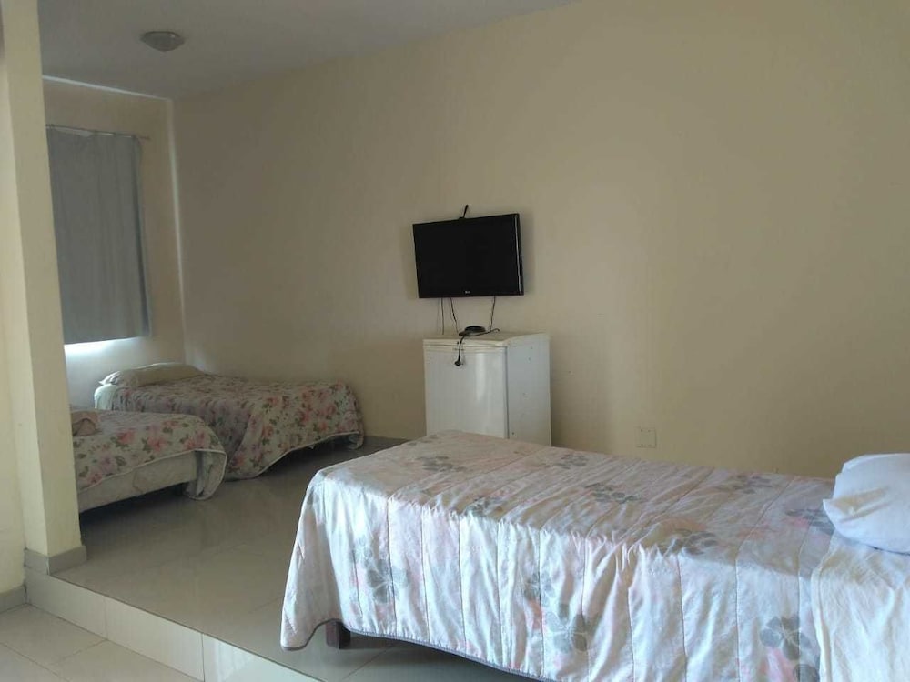 Suite, Multiple Beds photo 3