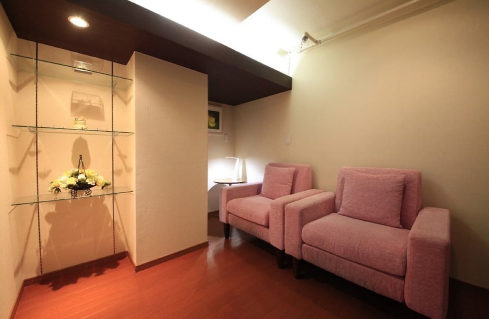 Pent house for families use(W/Washing Machine) photo 2