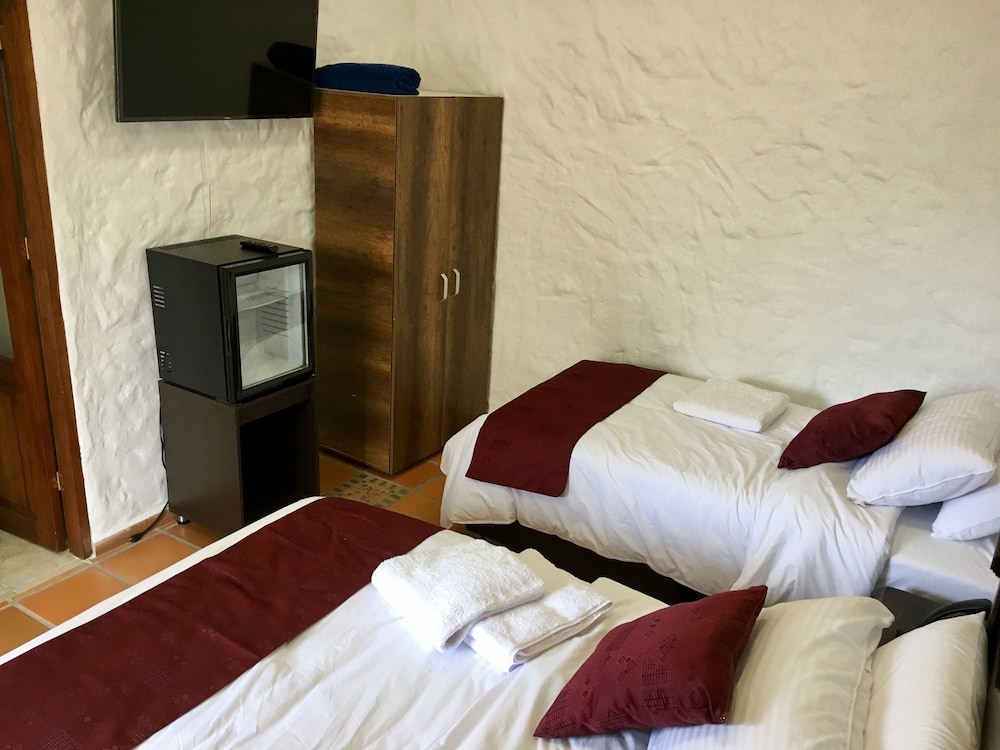 Standard Quadruple Room, Multiple Beds, Garden View