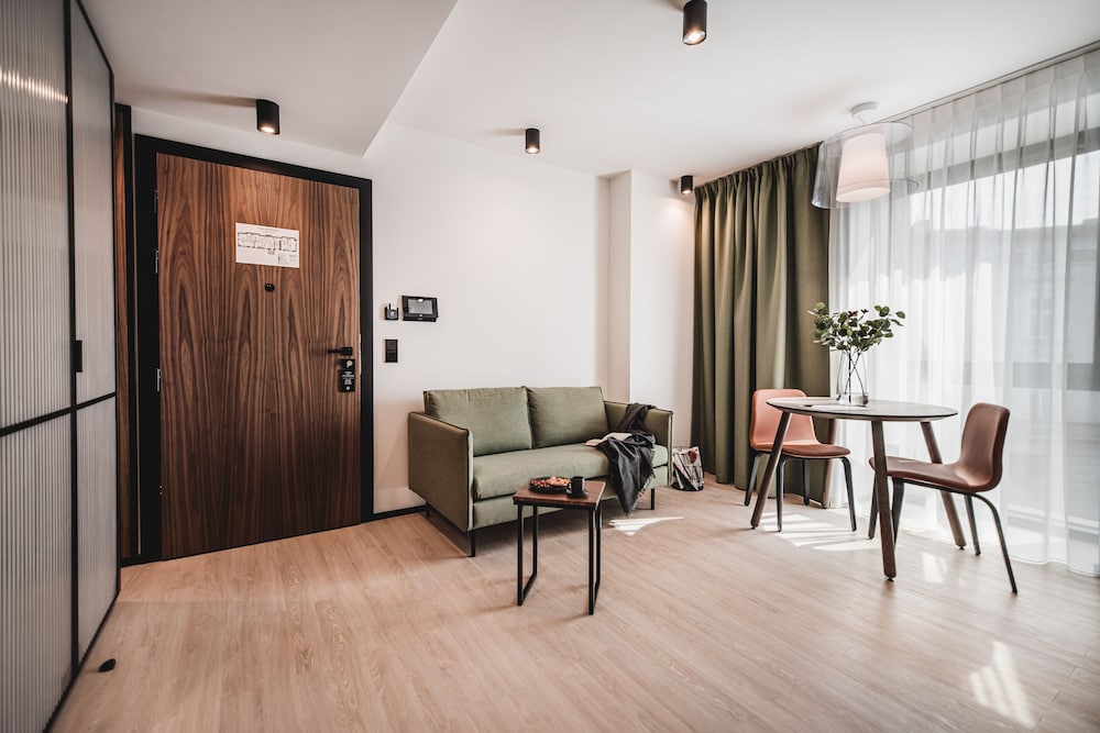 Classic Apartment - Photo 6