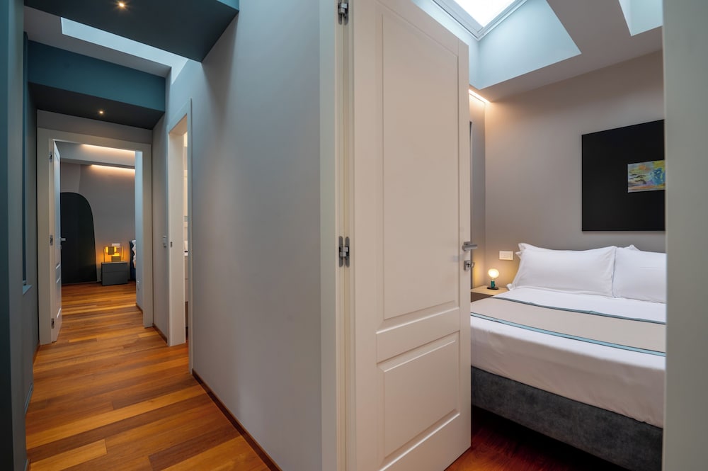 Suite Presidenziale con terrazzo e Jacuzzi, vista Portofino - Photo 2