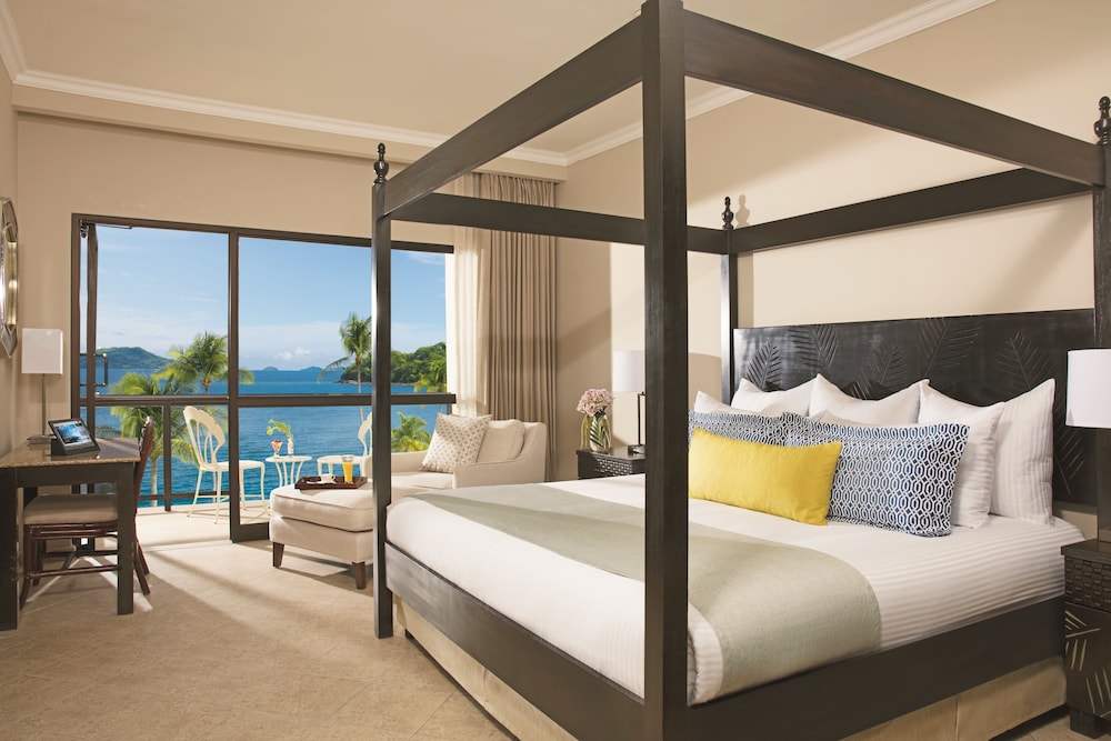 Preferred Club Junior Suite King Ocean View - Photo 1